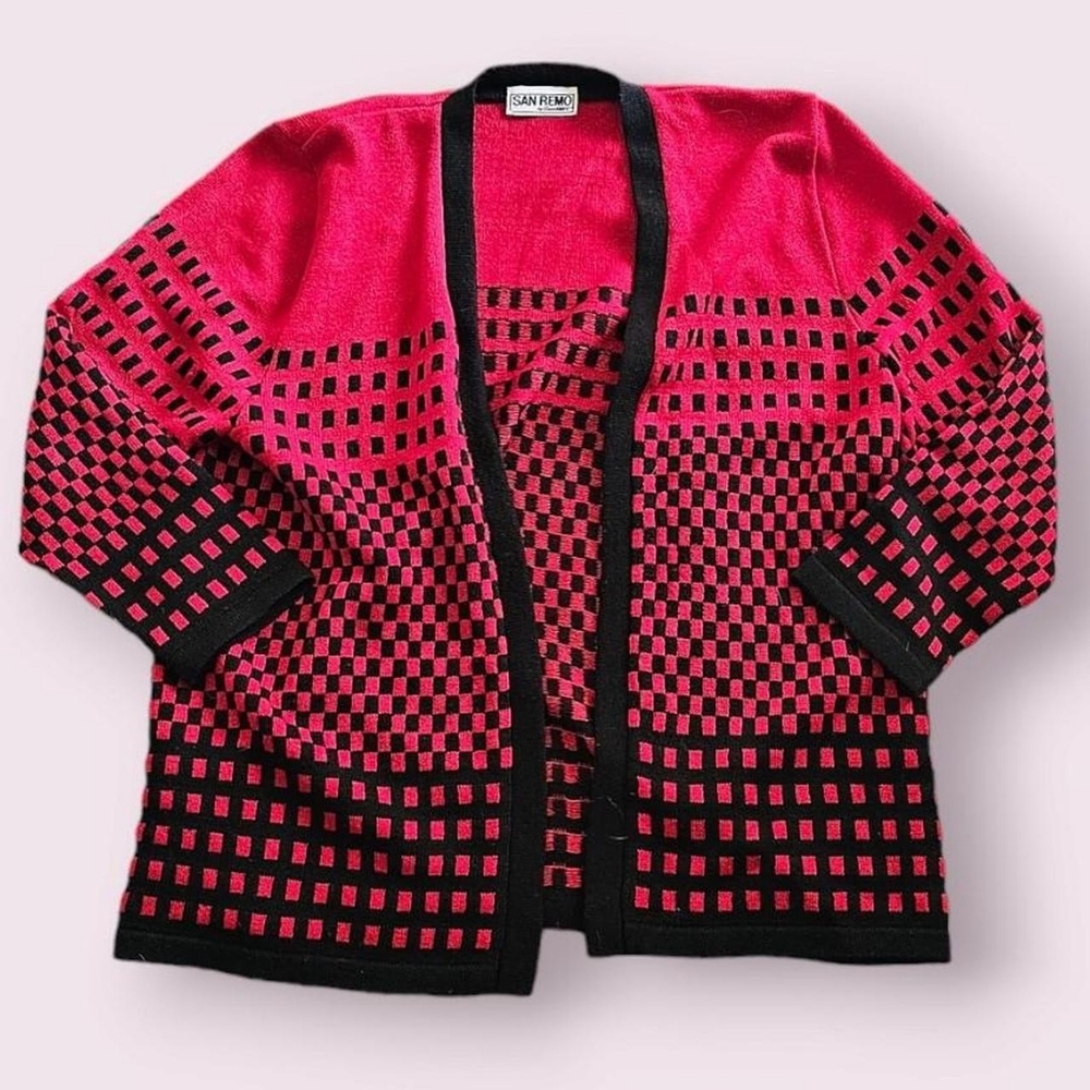 Vintage 90s red & black checkered cardigan